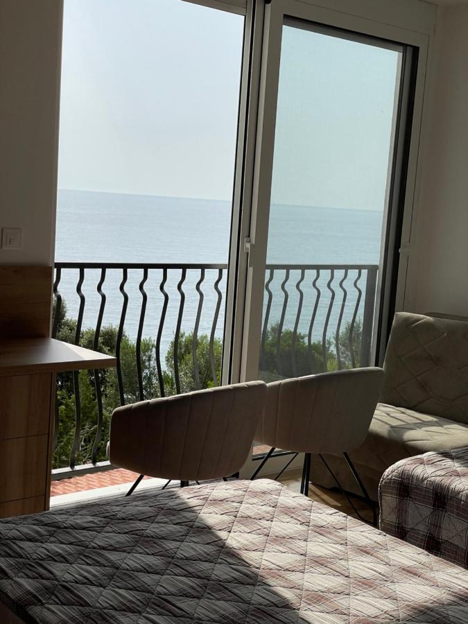 Hotel R Utjeha Luaran gambar