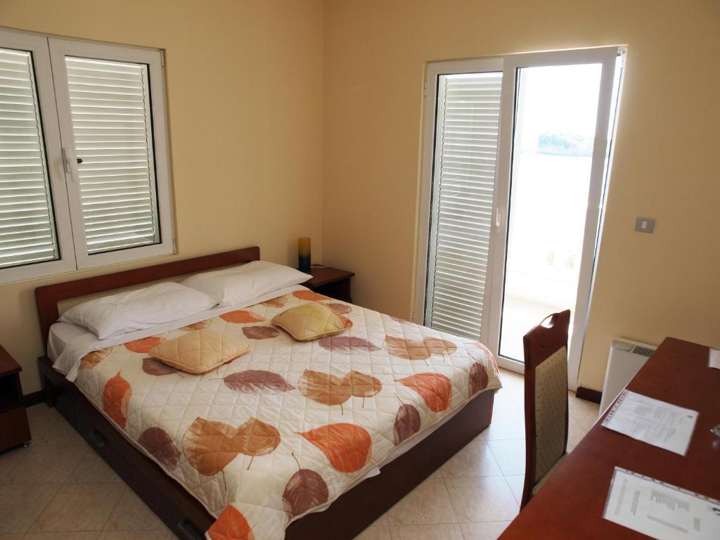 Hotel R Utjeha Bilik gambar