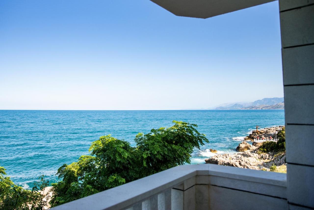 Hotel R Utjeha Luaran gambar